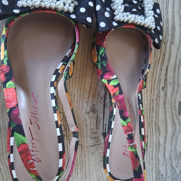 Betsey JohnsonBirdie Floral Slingback Bow Pumps Size 7 - Picture 11 of 14